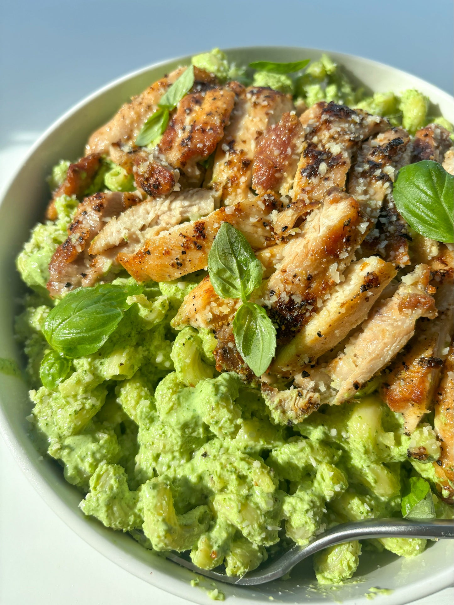 22nd of October - Green Pasta, Chicken, Cottage Cheese 57gr of Protein